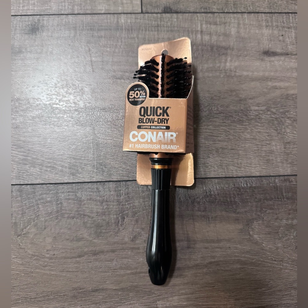 Conair Quick Blow-Dry Hairbrush 2.5” NWT